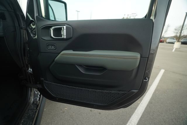 New 2026 Jeep Gladiator Mojave image 18