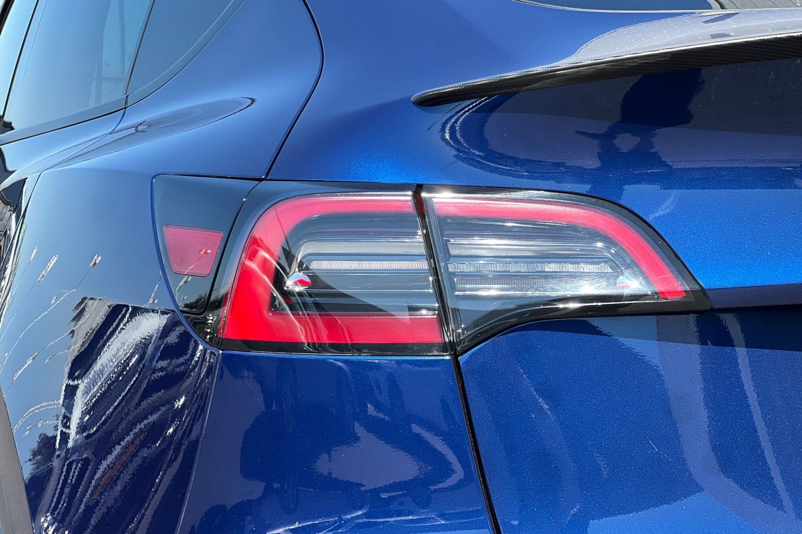 Used 2023 Tesla Model Y Performance AWD/4WD image 33
