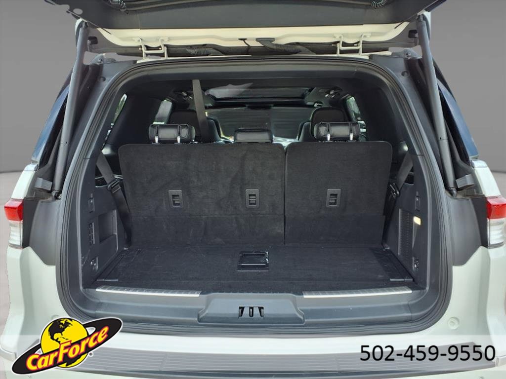 Used 2023 Lincoln Navigator Reserve image 9