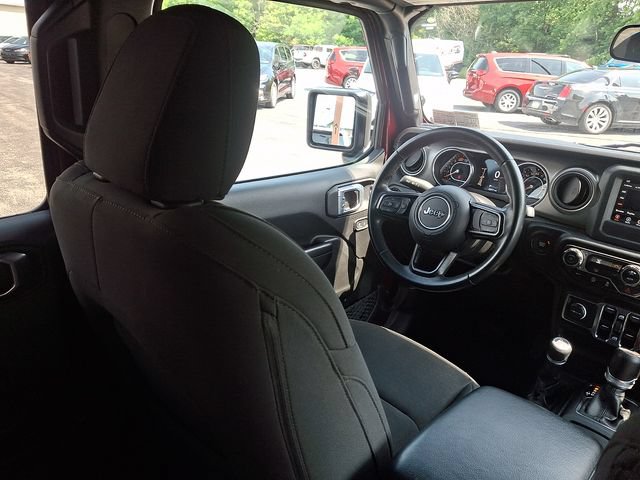 Used 2021 Jeep Wrangler Unlimited Sport AWD/4WD image 14
