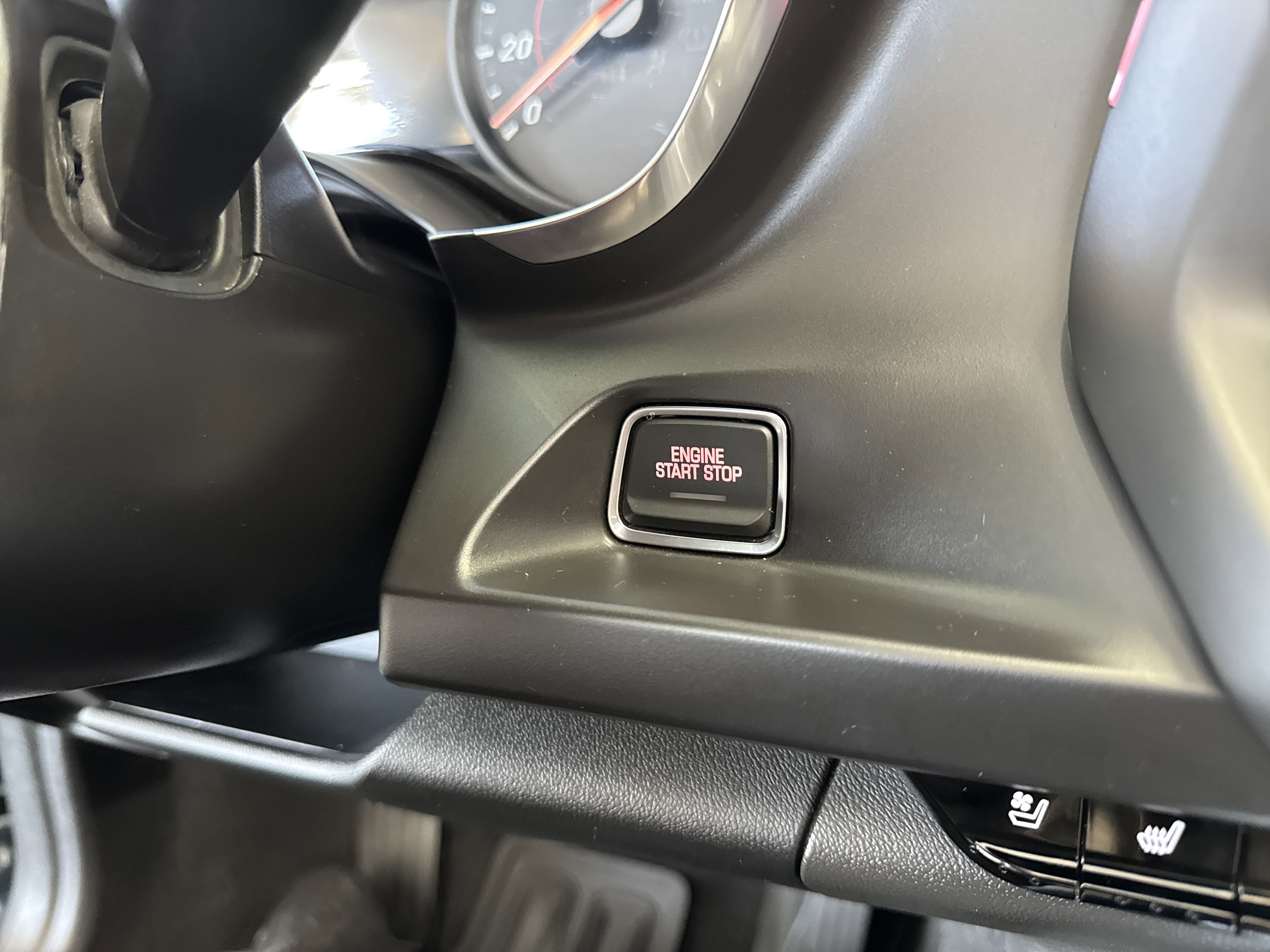 Certified 2020 Chevrolet Camaro SS image 18