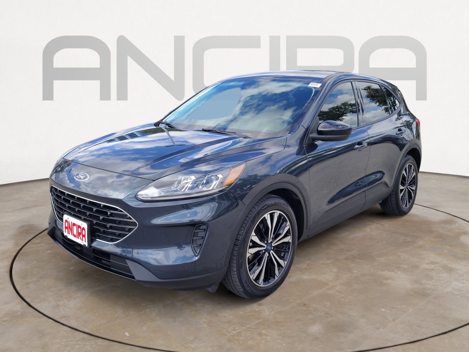 Used 2022 Ford Escape SE w/ SE Sport Appearance Package FWD image 6