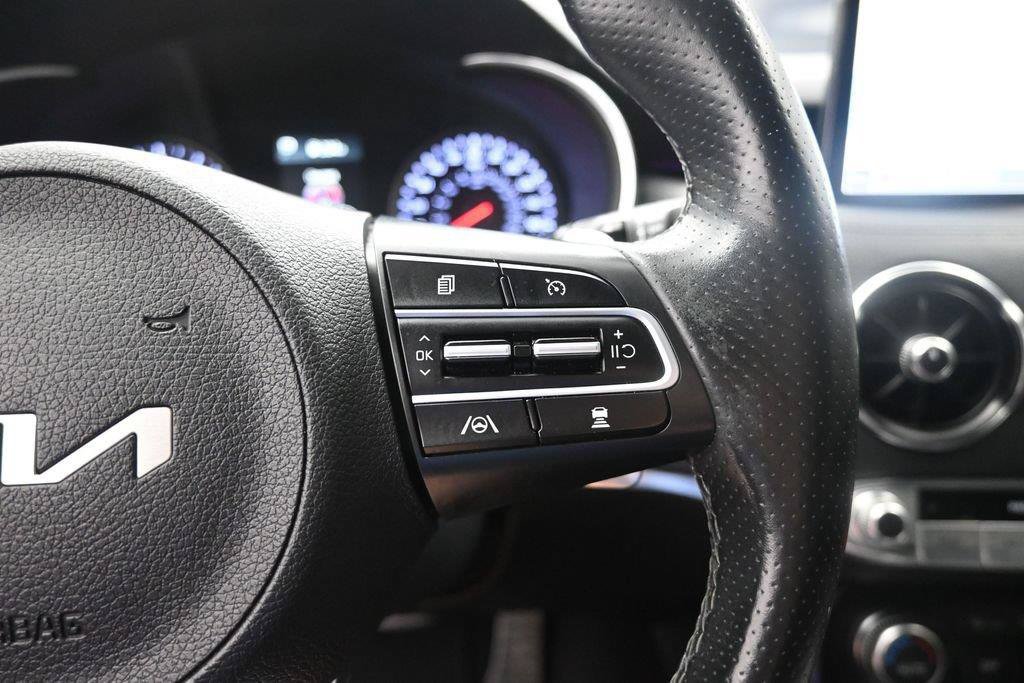 Used 2022 Kia Stinger GT1 AWD/4WD image 14