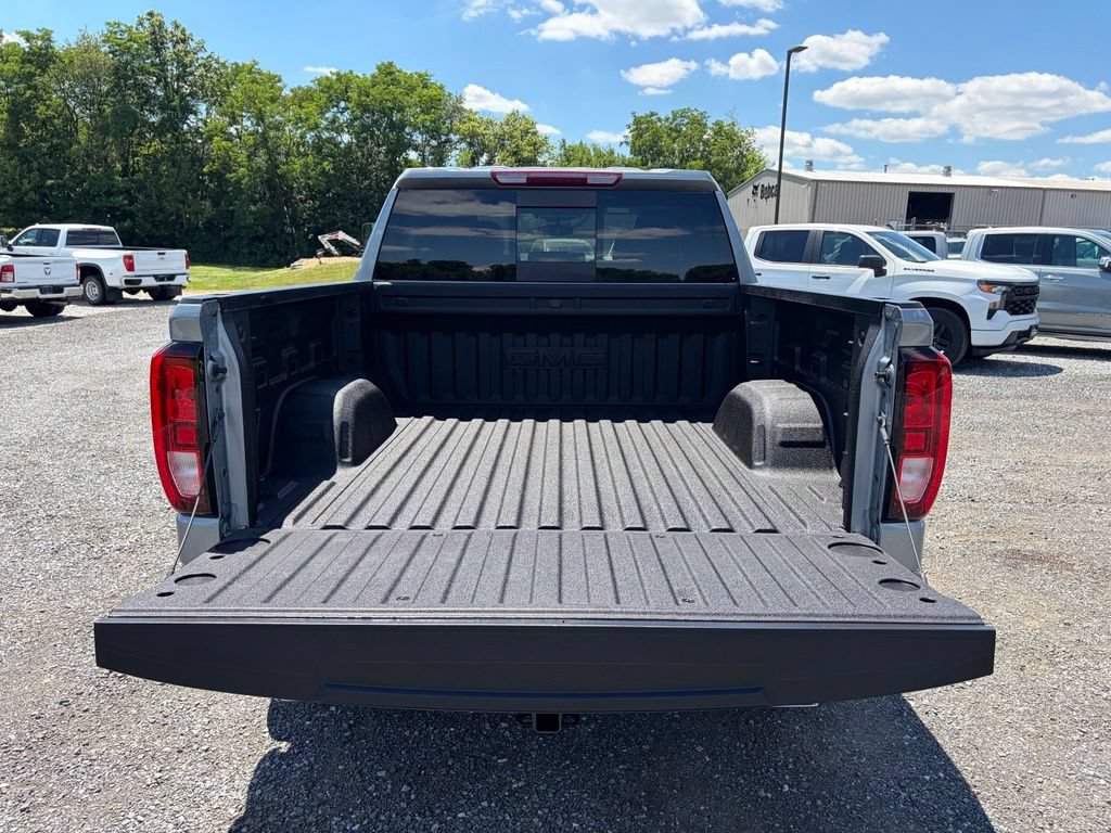 Used 2025 GMC Sierra 1500 Elevation w/ Elevation Premium Package AWD/4WD image 19