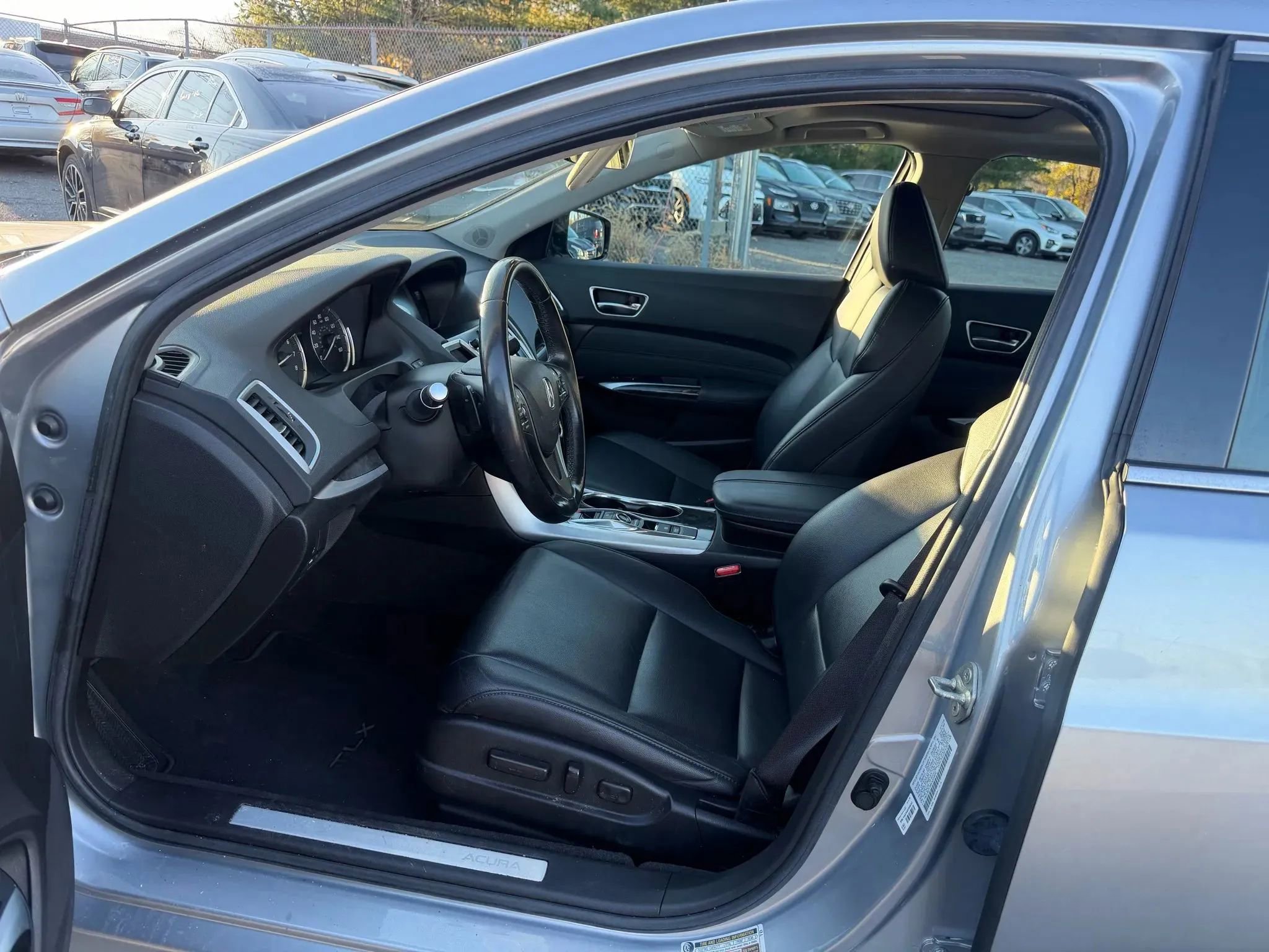 Used 2019 Acura TLX V6 image 25