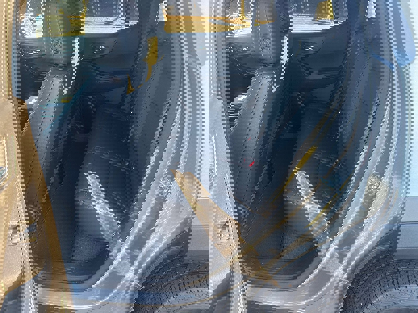 Used 2025 Chevrolet Equinox LT w/ Convenience Package II image 21