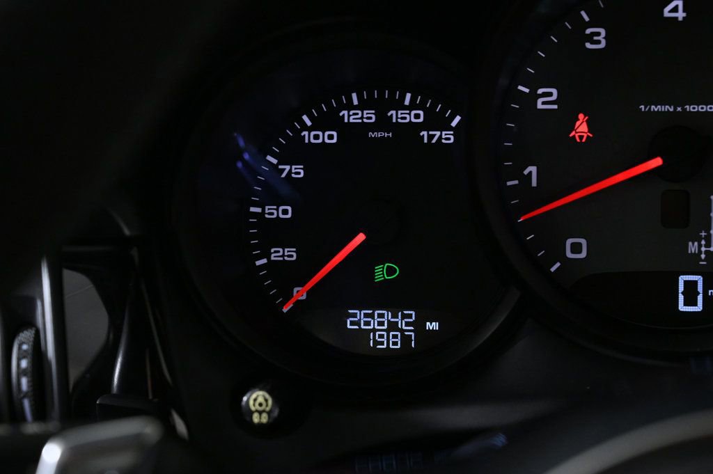 Used 2020 Porsche Macan S image 15