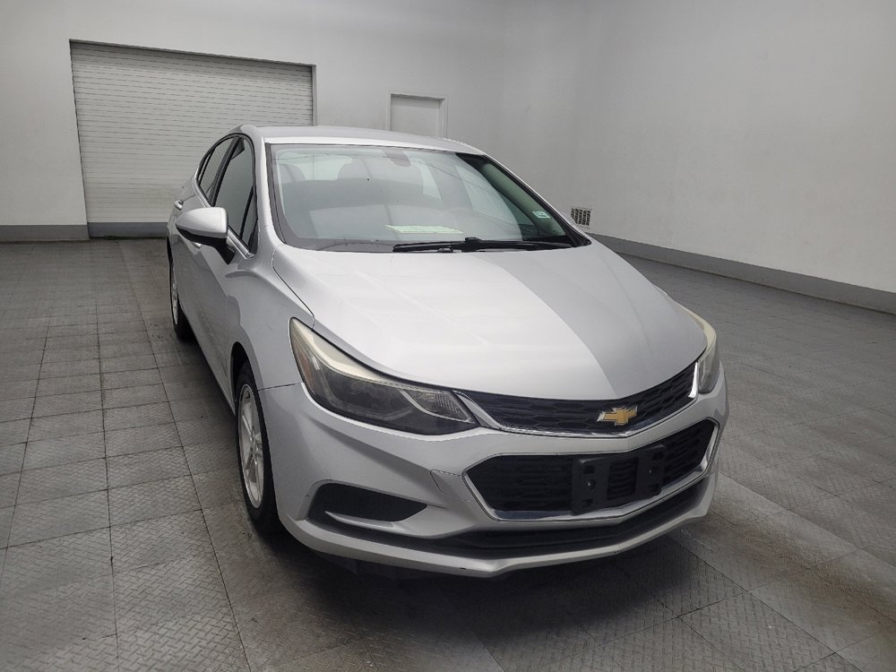 Used 2018 Chevrolet Cruze LT FWD image 13