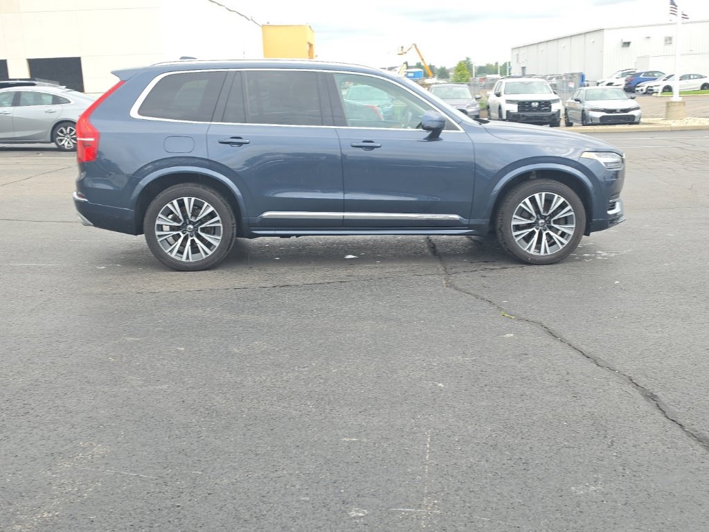 Used 2021 Volvo XC90 T8 Inscription Expression w/ Protection Package Premier AWD/4WD image 10