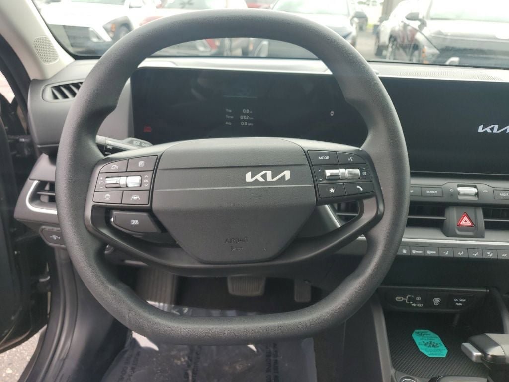 Used 2025 Kia K4 FWD image 13