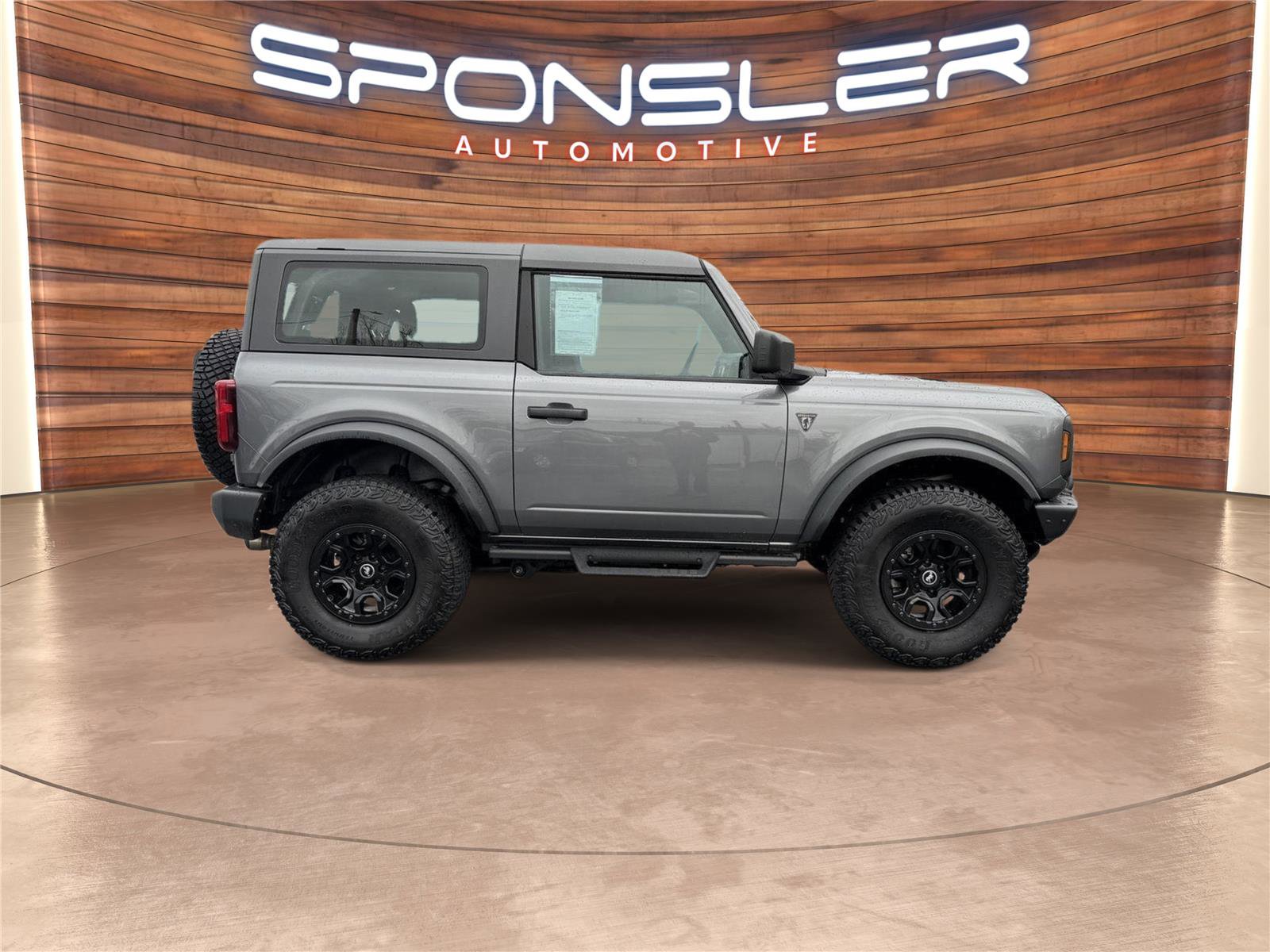Used 2023 Ford Bronco 2-Door w/ Sasquatch Package image 8