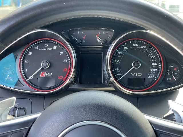 Used 2015 Audi R8 V10 AWD/4WD image 24