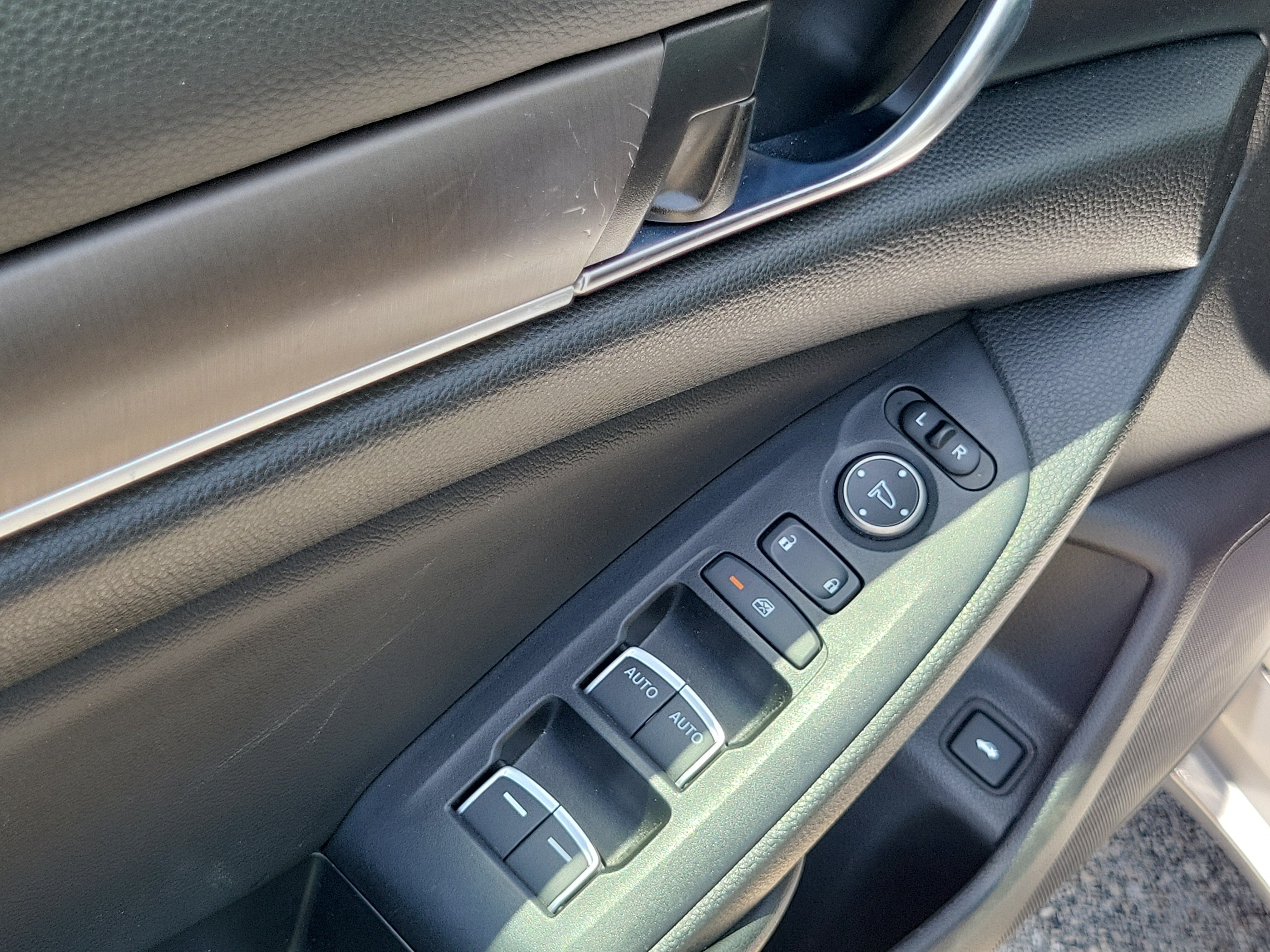 Certified 2022 Honda Accord LX image 18
