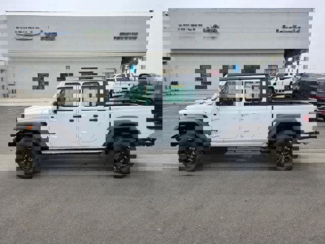 New 2026 Jeep Gladiator Sport image 4