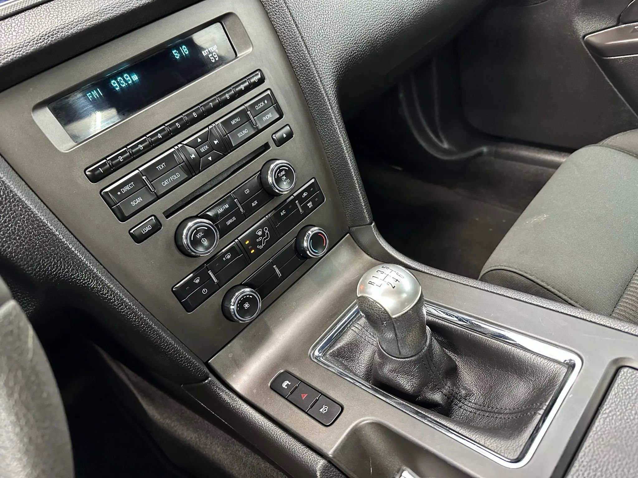 Used 2011 Ford Mustang Coupe image 15