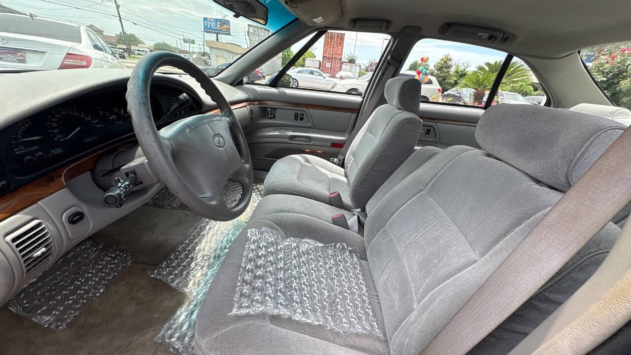 Used 1998 Oldsmobile 88 FWD image 4