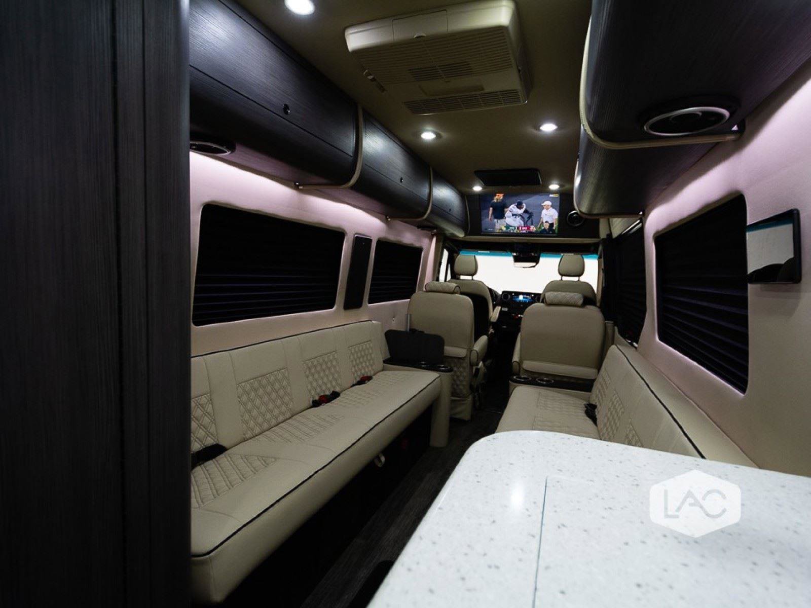 Used 2024 Mercedes-Benz Sprinter 3500 image 25