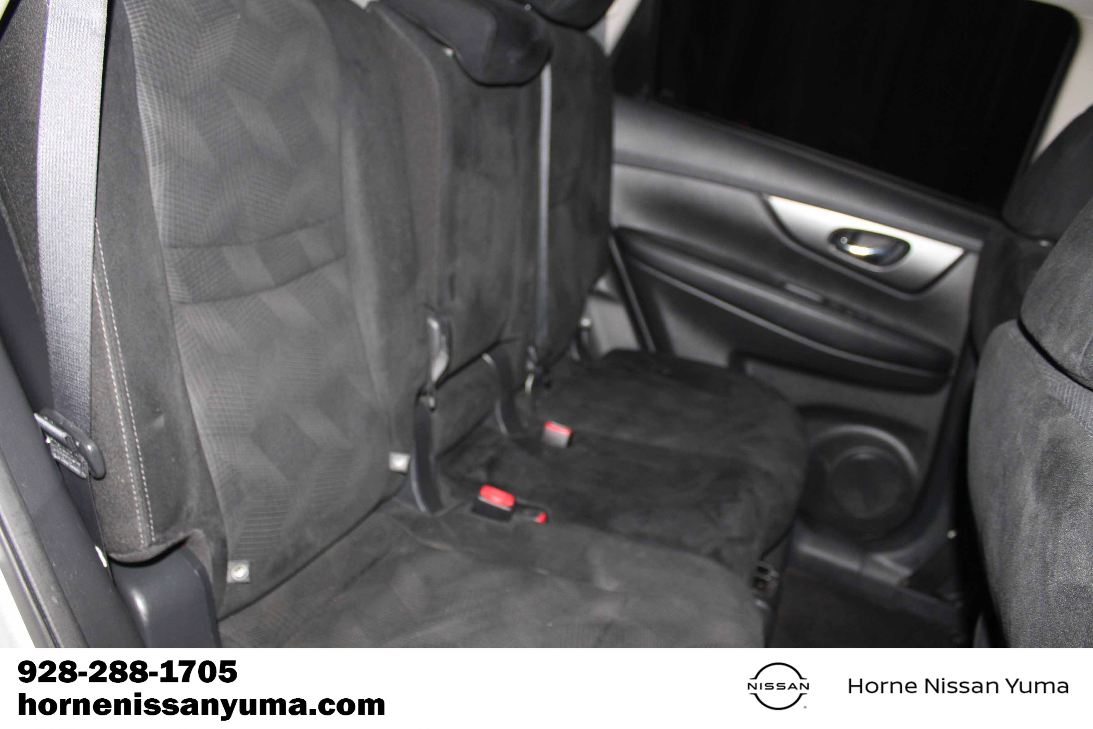 Used 2016 Nissan Rogue SV w/ SV Moonroof Package FWD image 7