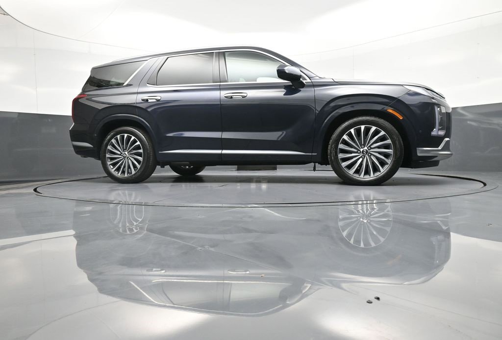 Used 2024 Hyundai Palisade Calligraphy image 31