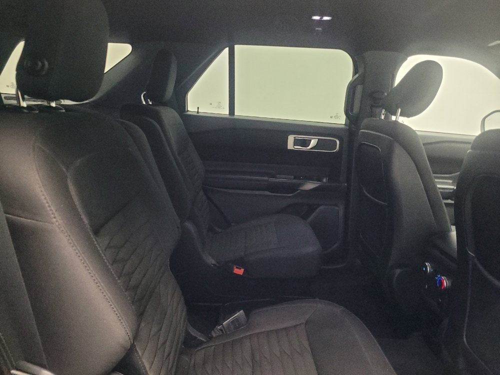 Used 2020 Ford Explorer XLT w/ Class III Trailer Tow Package image 19