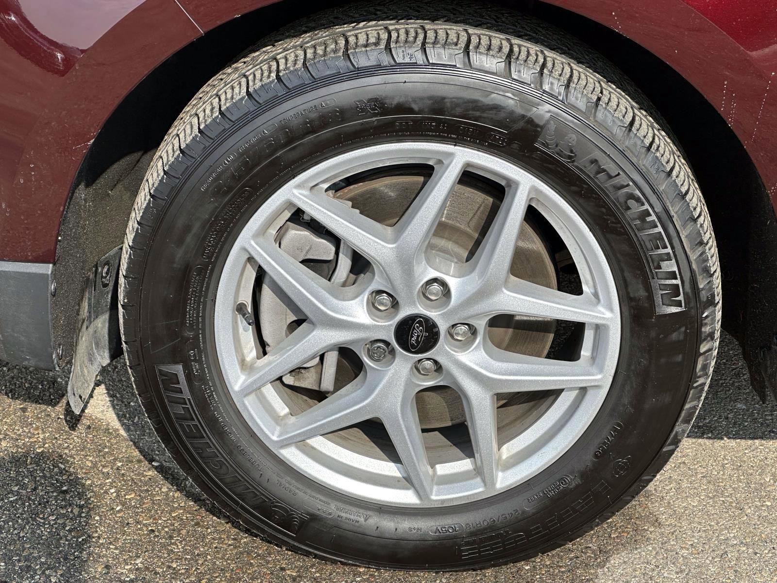 Used 2023 Ford Edge SEL w/ Convenience Package image 8