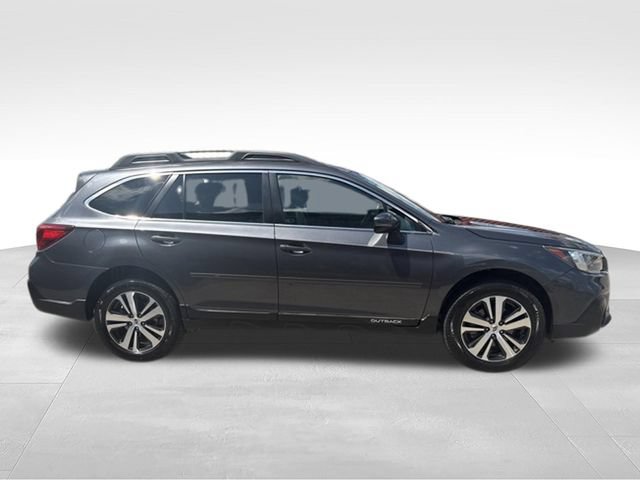 Used 2019 Subaru Outback 3.6R Limited AWD/4WD image 8