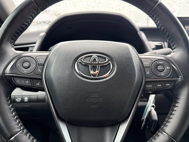 Used 2023 Toyota Camry SE image 19