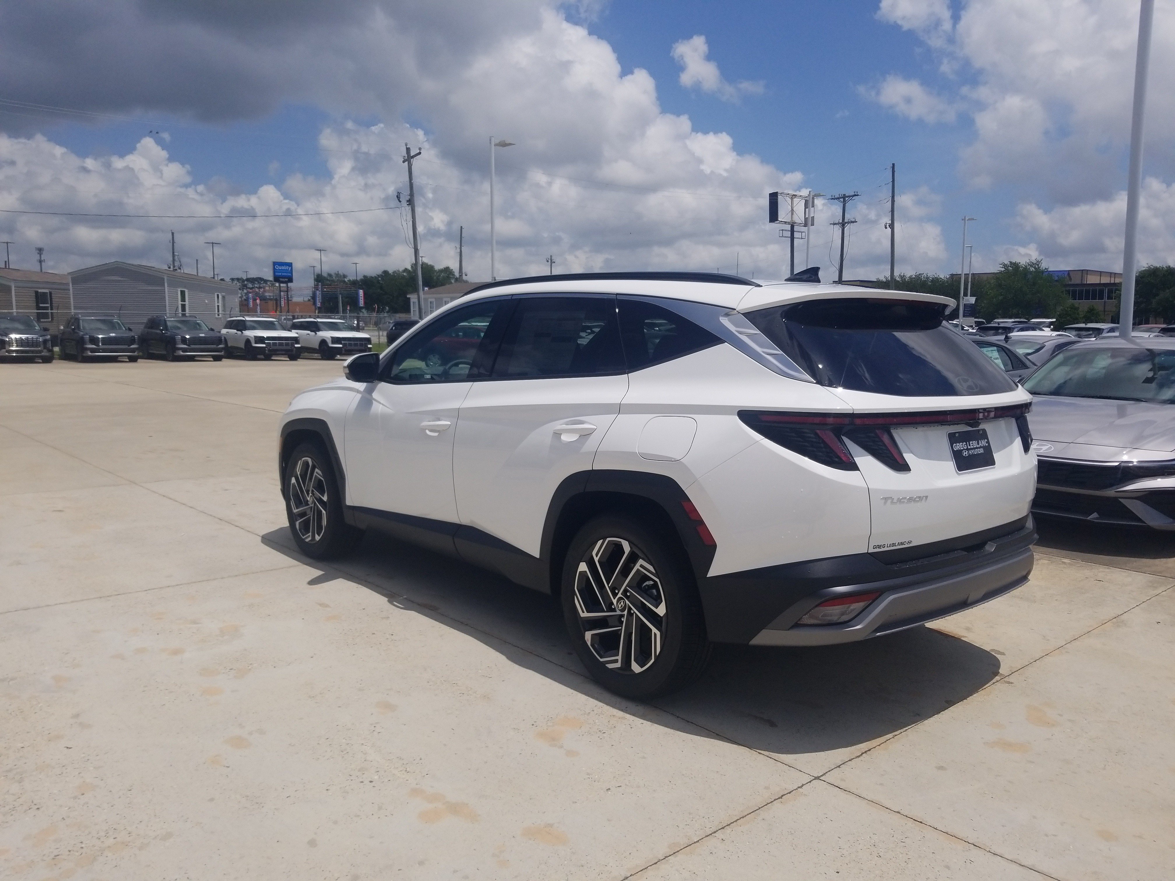 New 2026 Hyundai Tucson Limited FWD image 5
