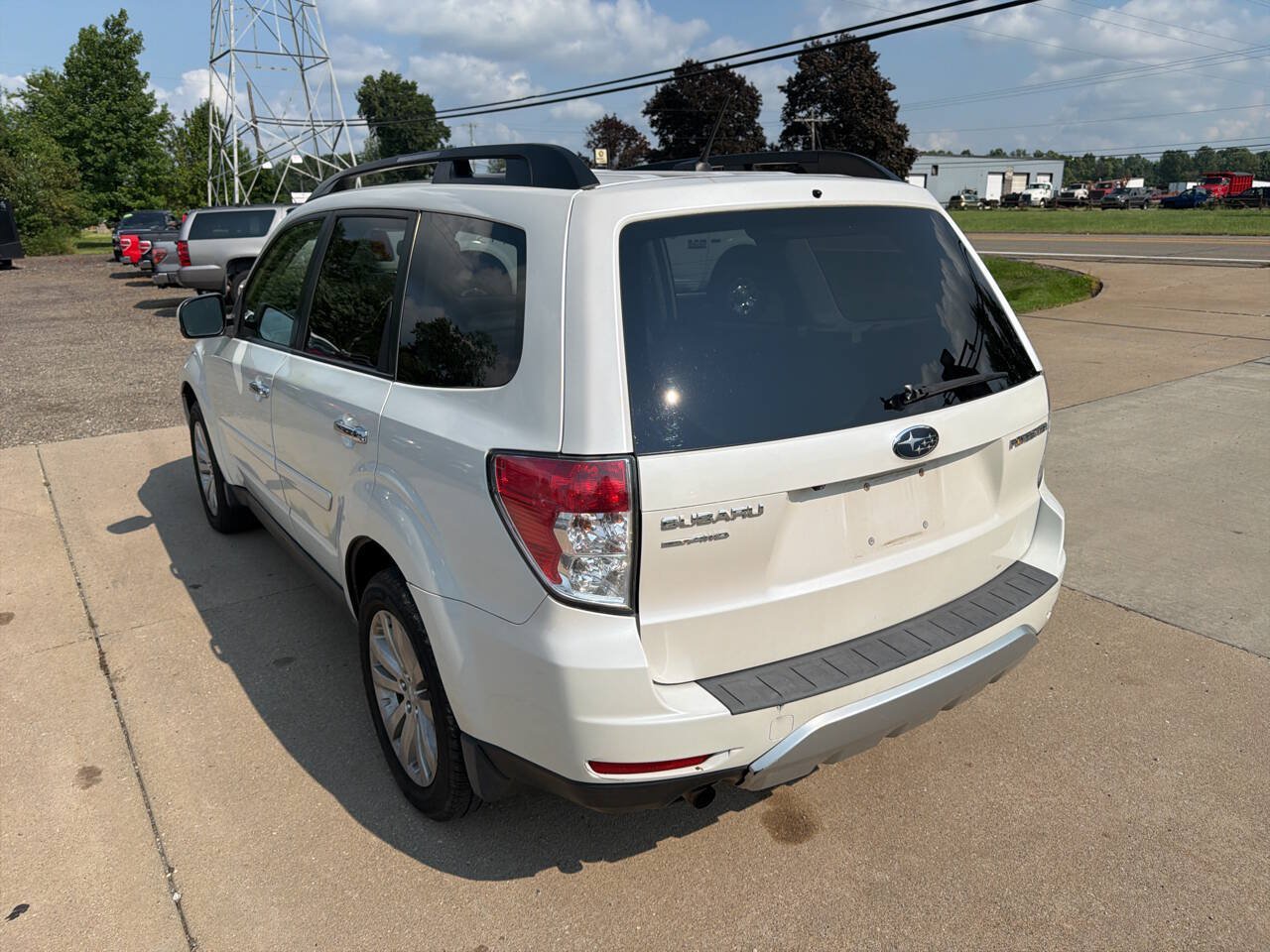 Used 2012 Subaru Forester 2.5X w/ Popular Pkg 3 AWD/4WD image 5