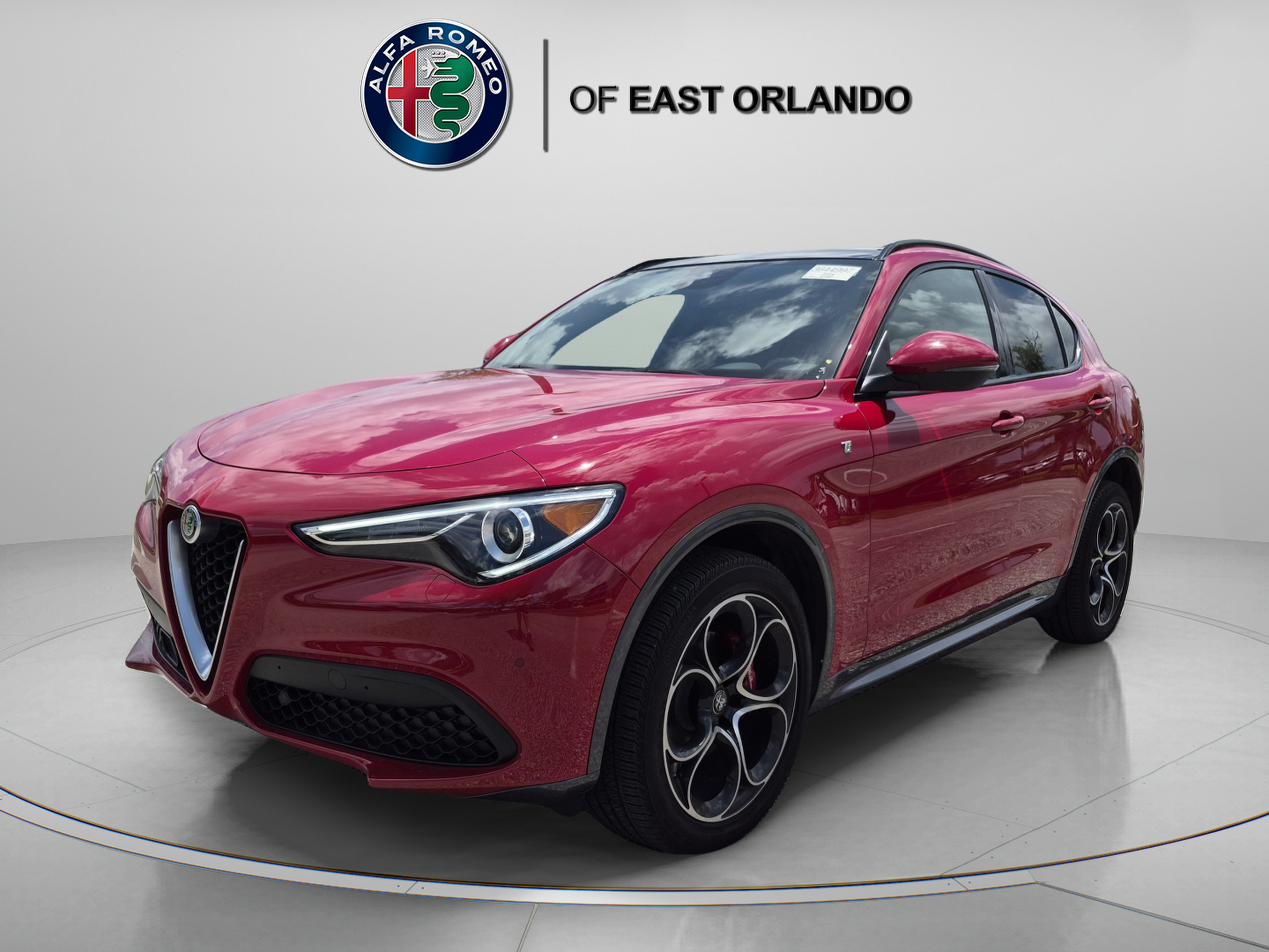 Used 2023 Alfa Romeo Stelvio Ti w/ Active Assist Plus Package AWD/4WD image 3