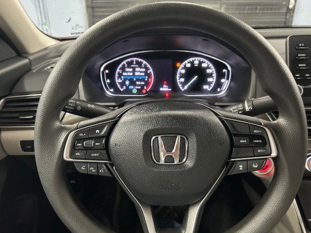 Used 2018 Honda Accord LX image 13