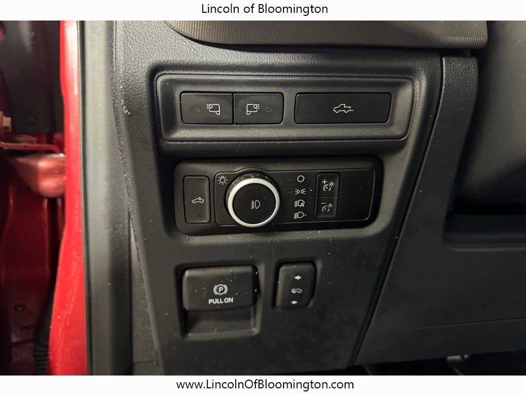 Used 2023 Ford F150 Raptor w/ Raptor Carbon Fibre Package image 27