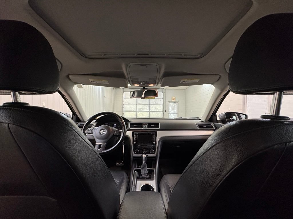Used 2013 Volkswagen Passat 2.5 SE FWD image 22