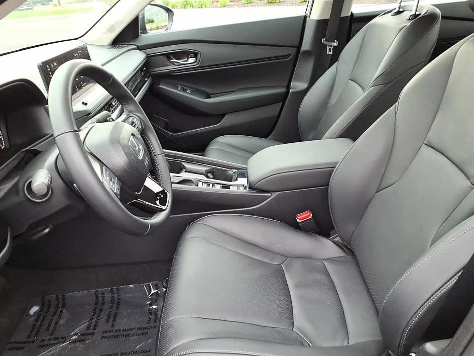 Certified 2025 Honda Accord EX-L image 15