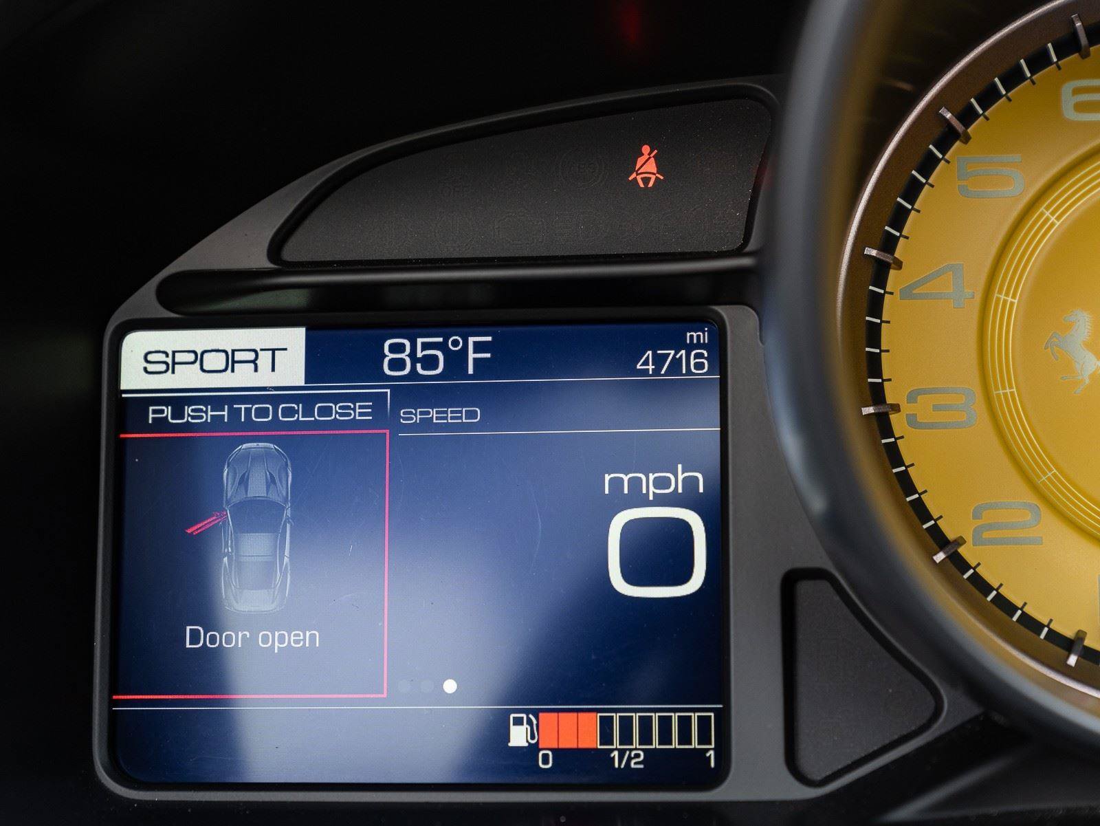 Used 2019 Ferrari Portofino RWD image 45
