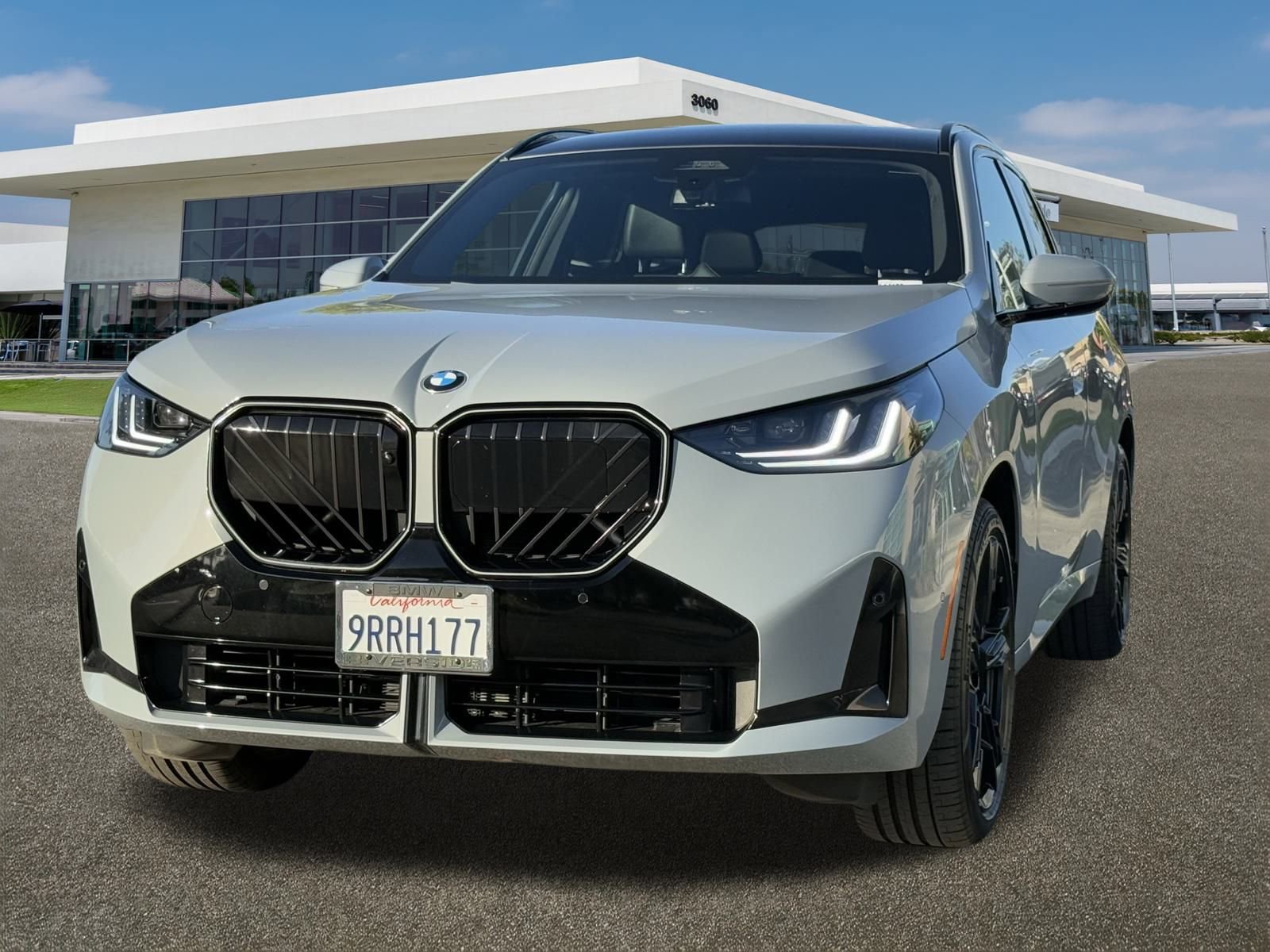 Used 2025 BMW X3 xDrive30i w/ Premium Package image 4