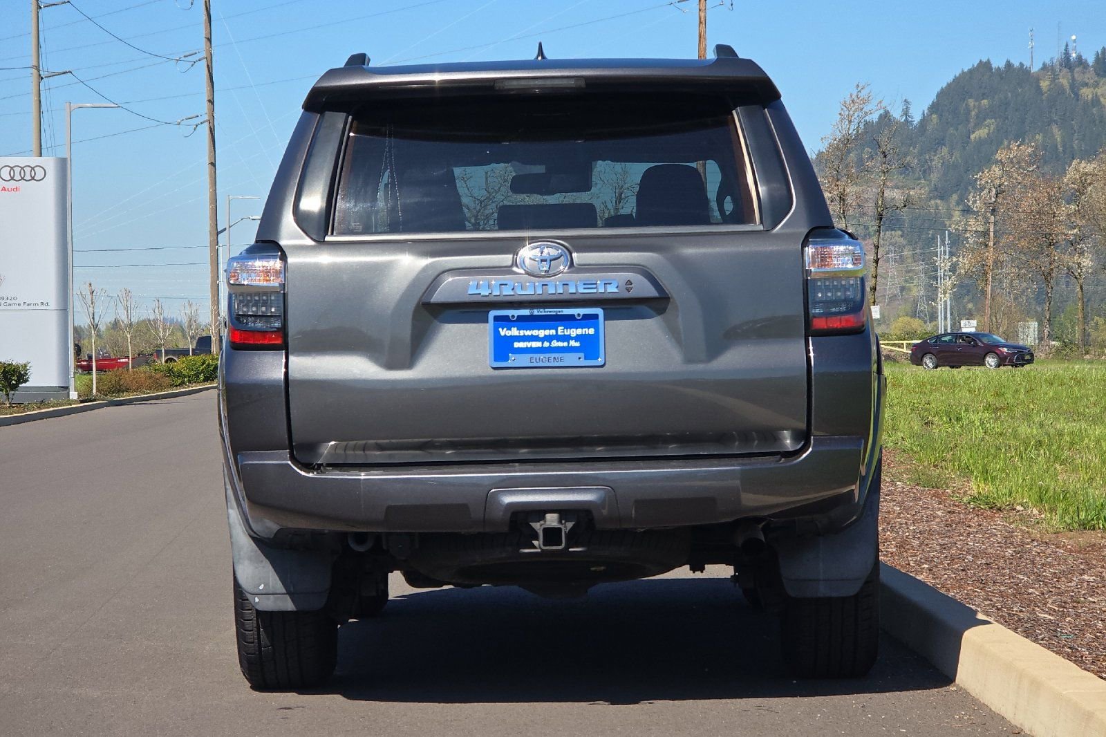 Used 2020 Toyota 4Runner SR5 Premium image 4