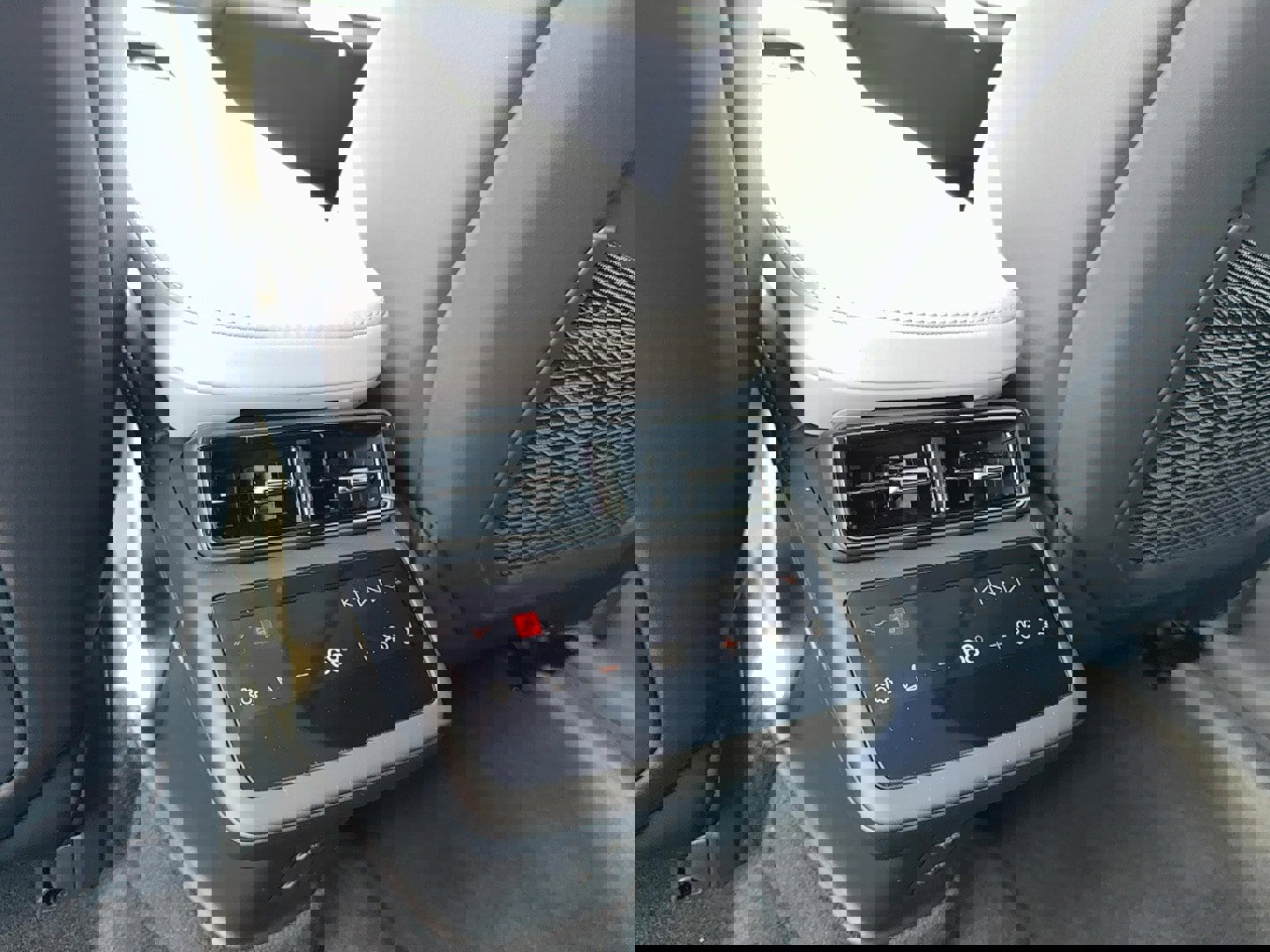 New 2026 Polestar Polestar 4 image 17