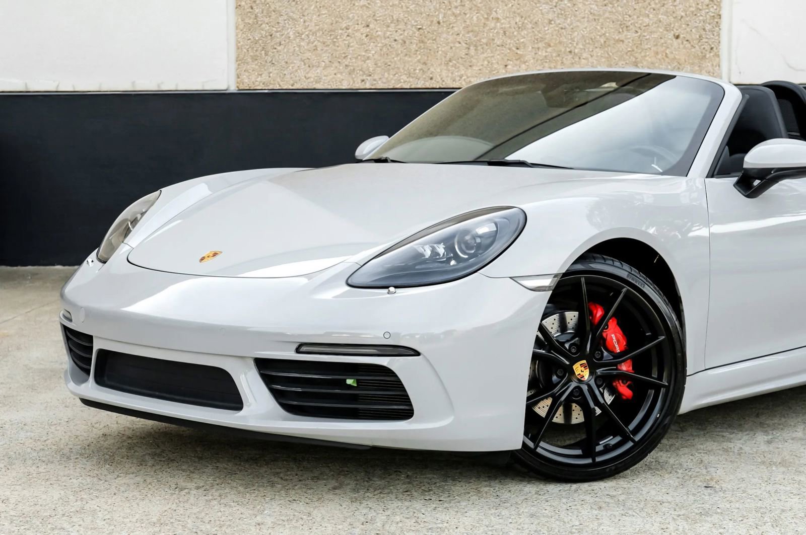 Used 2020 Porsche 718 Boxster S RWD image 5