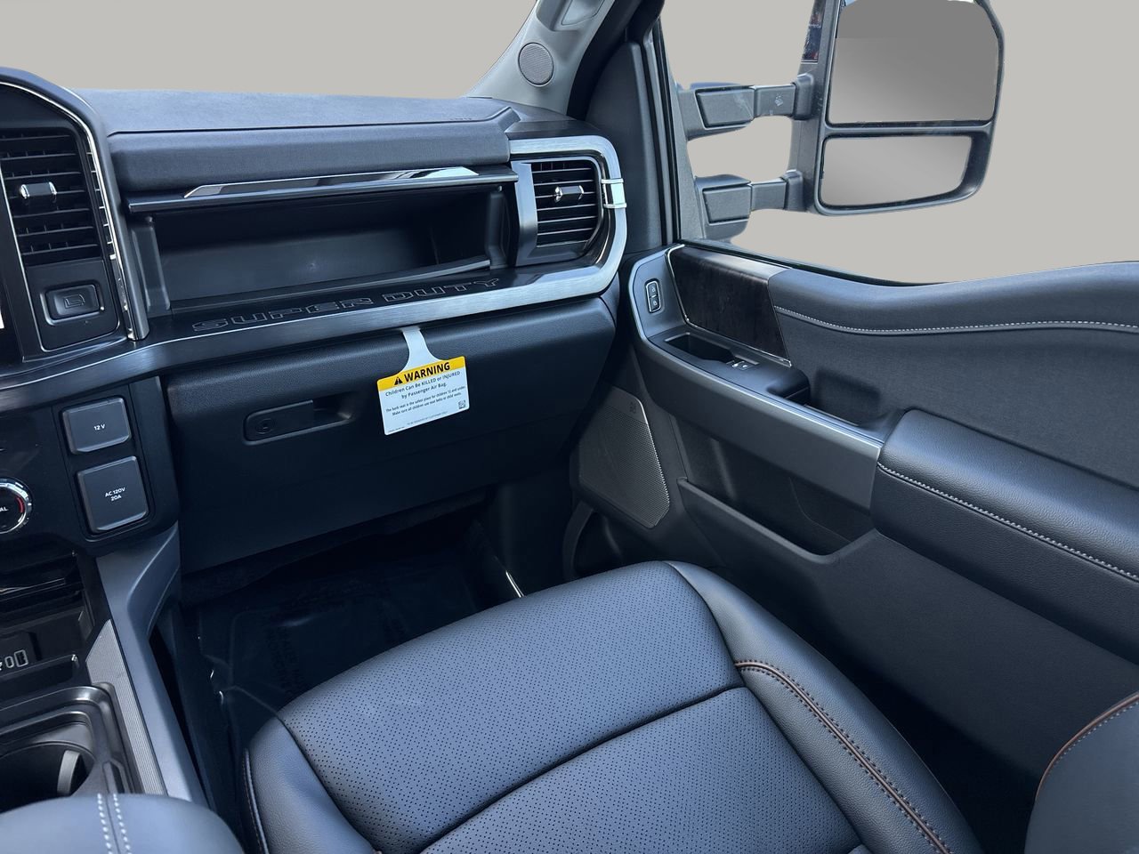 New 2026 Ford F250 Lariat w/ Black Appearance Package image 15