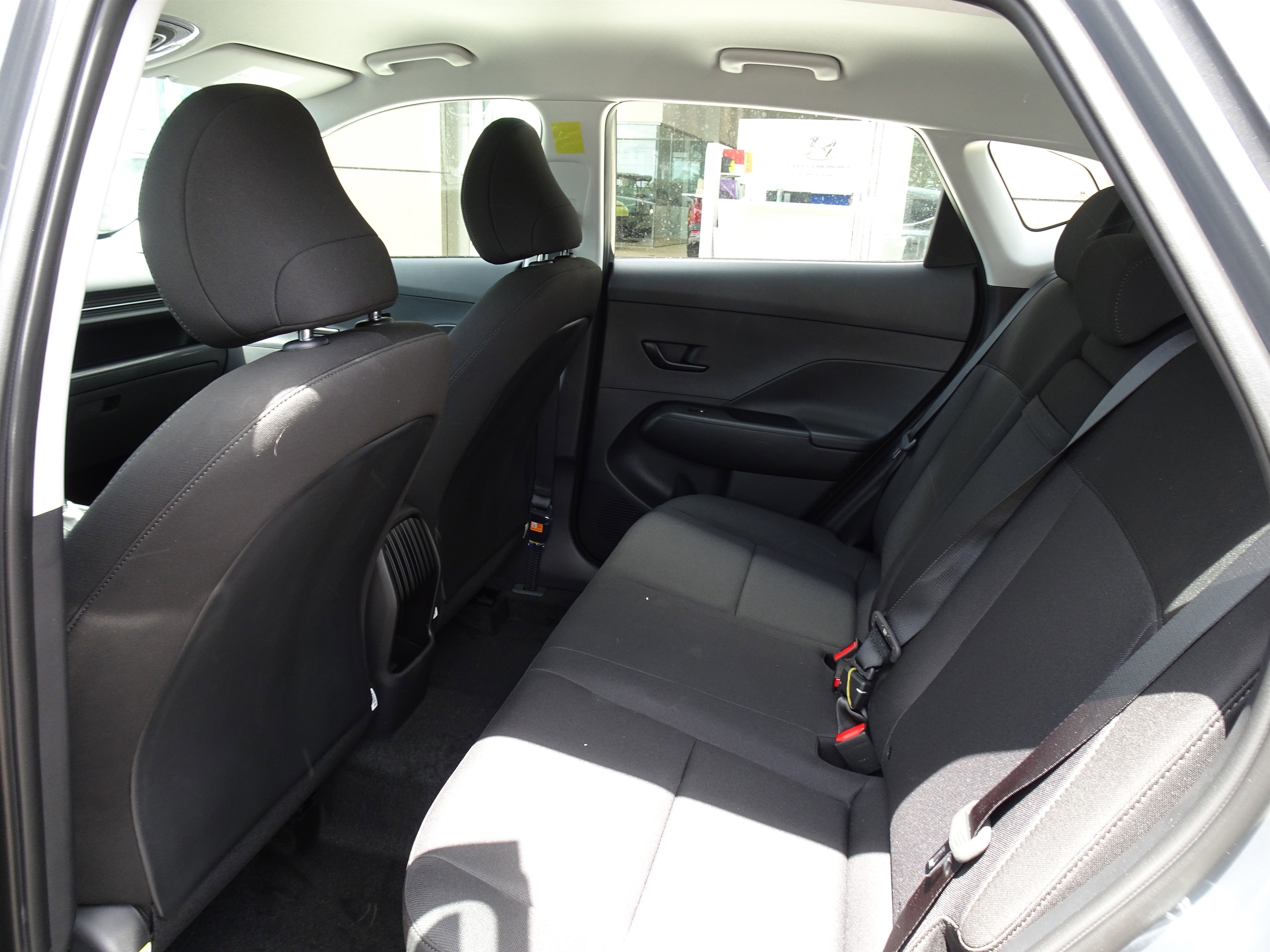 New 2025 Hyundai Kona SE image 10