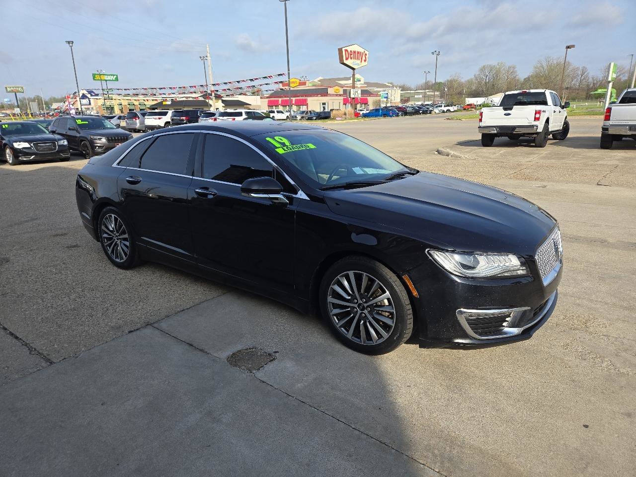 Used 2019 Lincoln MKZ Premiere AWD/4WD image 4