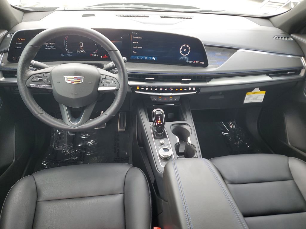 Used 2025 Cadillac XT4 Sport w/ Cold Weather Package image 17
