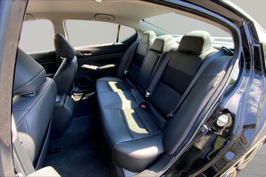 Used 2021 Nissan Altima 2.5 SR AWD/4WD image 16