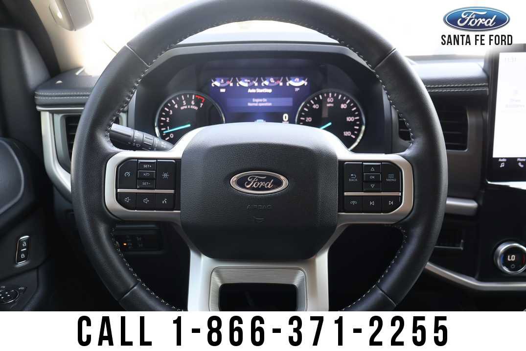 Used 2024 Ford Expedition XLT AWD/4WD image 31