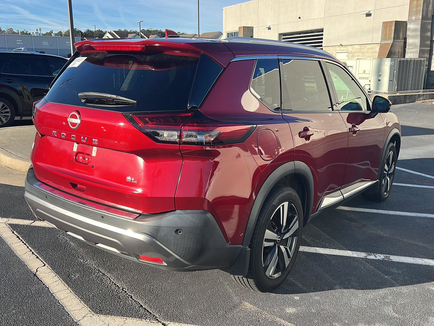 Used 2022 Nissan Rogue SL w/ SL Premium Package image 8