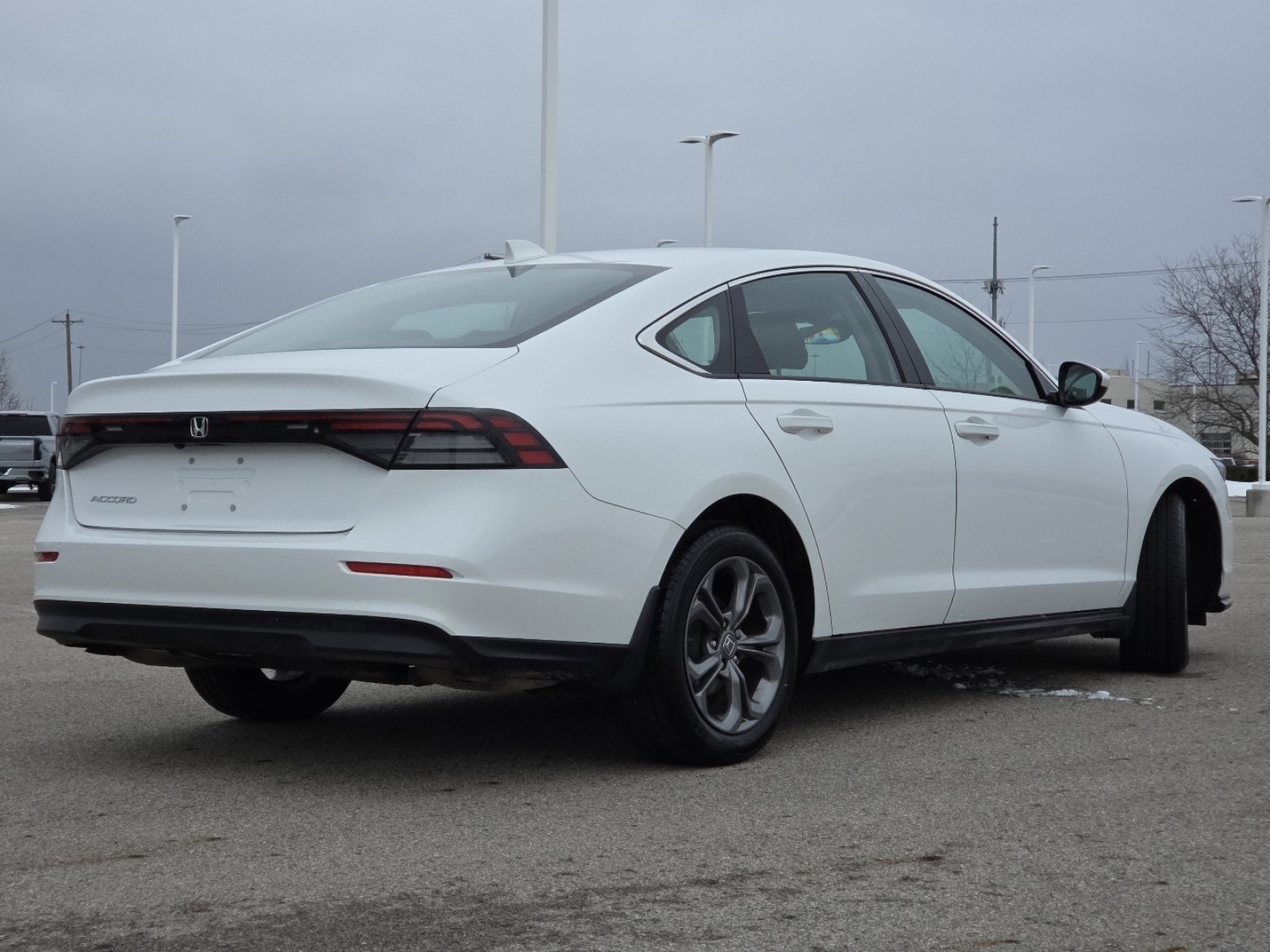 Used 2024 Honda Accord EX image 18