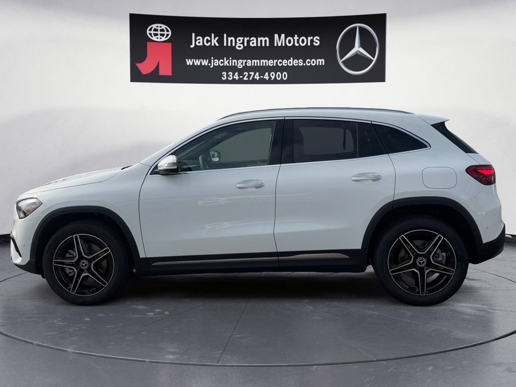 New 2026 Mercedes-Benz GLA 250 image 2