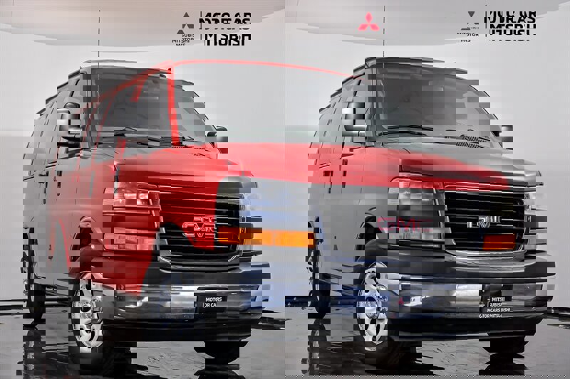 Used 2014 GMC Savana 1500 image 1