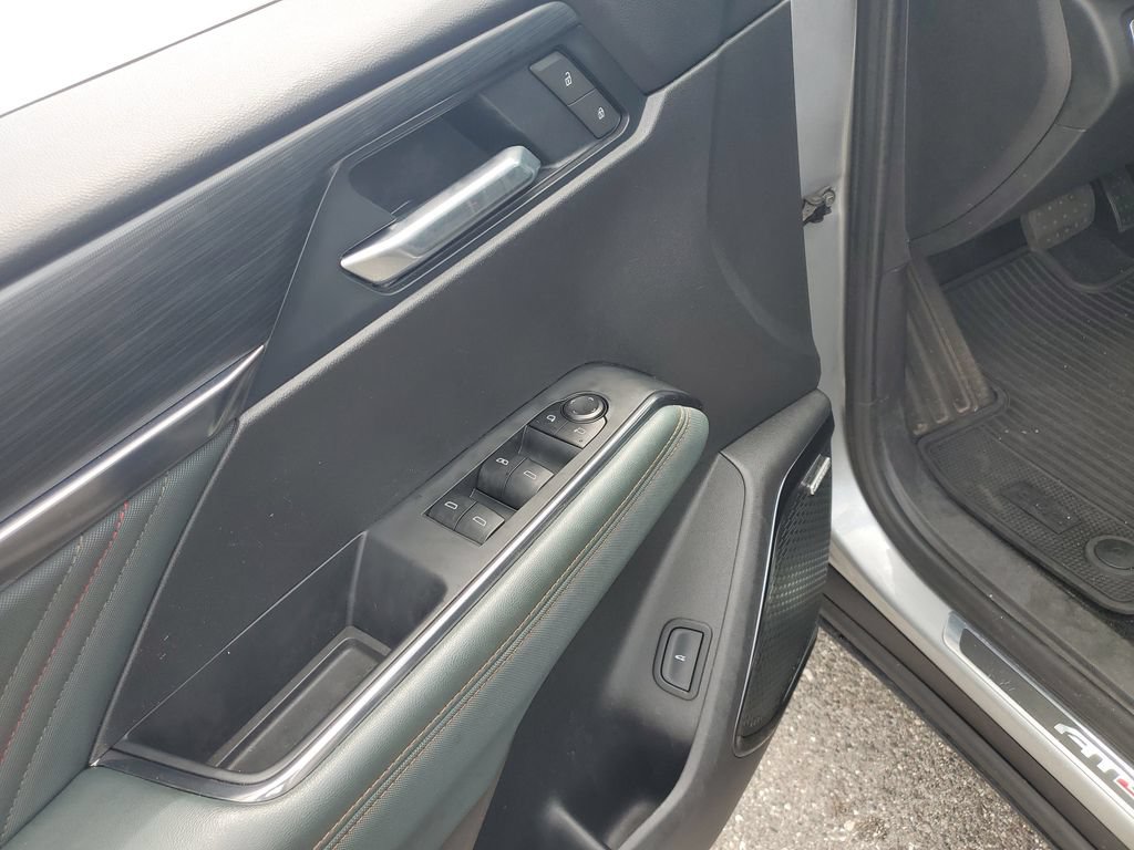 Used 2025 GMC Acadia AT4 AWD/4WD image 24